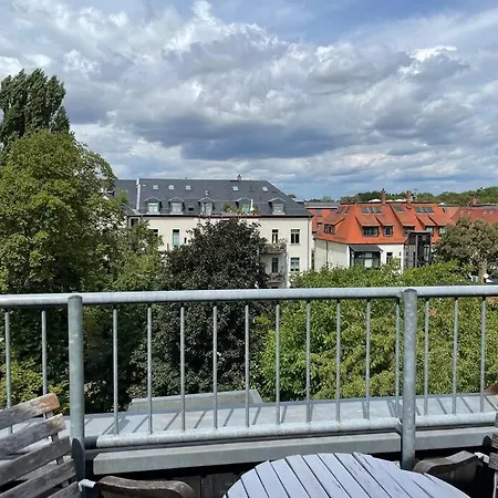 Apartment 105qm-3-raum, Zentral, Ruhig, Gemuetlich *