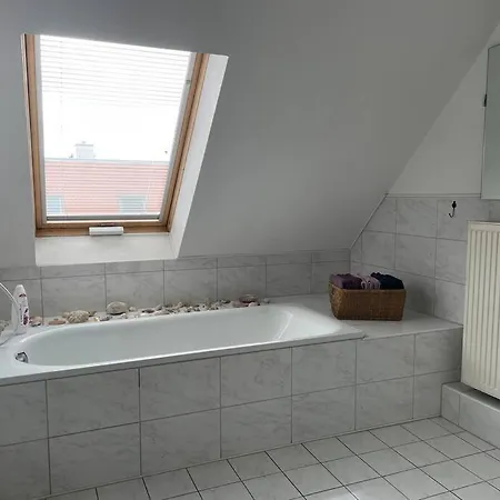 Appartement 105qm-3-raum, Zentral, Ruhig, Gemuetlich Leipzig