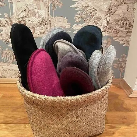 105qm-3-raum, Zentral, Ruhig, Gemuetlich Lägenhet