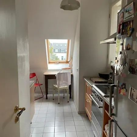 105qm-3-raum, Zentral, Ruhig, Gemuetlich Lägenhet *