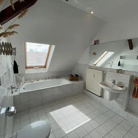 105qm-3-raum, Zentral, Ruhig, Gemuetlich