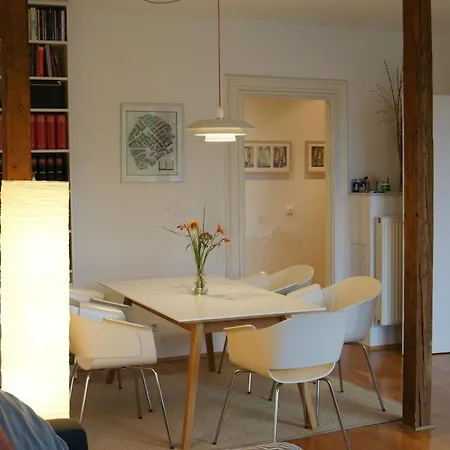 Appartement 105qm-3-raum, Zentral, Ruhig, Gemuetlich Leipzig