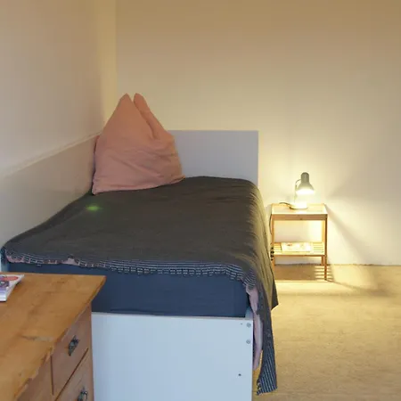 Appartement 105qm-3-raum, Zentral, Ruhig, Gemuetlich